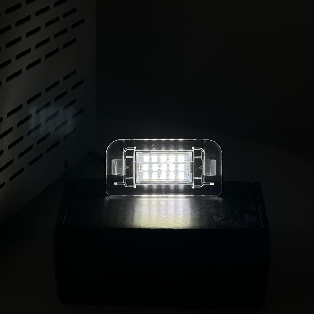 1/2 шт. 15SMD Автомобильный светодиодный фонарь подсветки номерного знака Canbus без ошибок для Mercedes Benz B-Class W242 W246 2011-2019 A2468201566