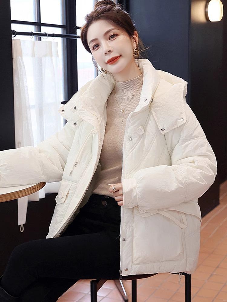 Маленькая хлопковая одежда зима 2025 новая зимняя одежда корейская версия куртка утолщенная хлопковая одежда женская свободная хлопковая