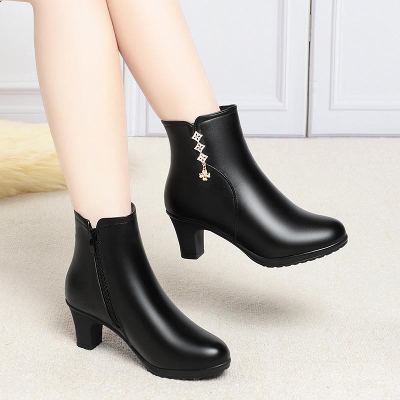 Мамины туфли осень и зима новые короткие ботинки женские мягкая кожа мягкая подошва конический каблук ботинки и пожилые хлопковые туфли бархатные кожаные туфли