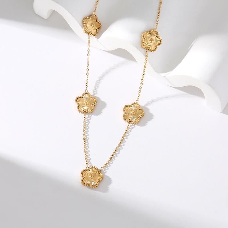 Stainless Steel Gold Color 5-Leaf Flower Necklace for Women Fashion New Party Gift Clover Neck Chain Jewelry Collar
