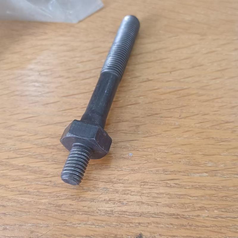 Cylinder Block Bolt MD177374 For Mitsubishi Montero Pajero Eclipse L300 L400