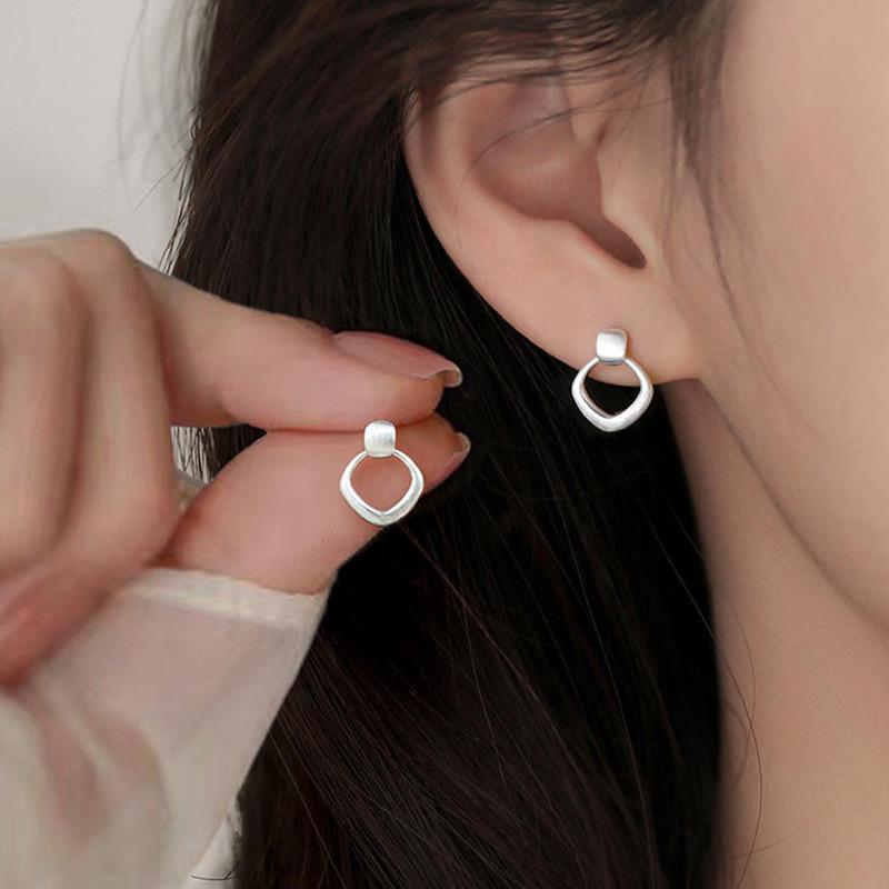 ANENJERY Simple Diamond-shaped Geometric Stud Earrings Women's Temperament Versatile Popular Jewelry