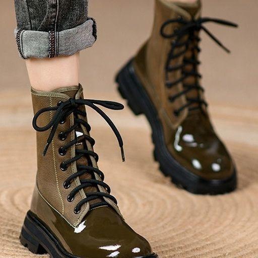 Яркие кожаные ботинки Martin женские осень-зима 2024 новые короткие лакированные ботинки в стиле колледжа яркие узкие ботинки на шнуровке спереди