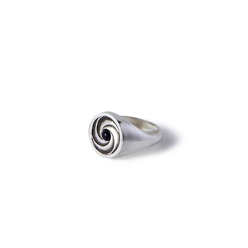 Кольцо Черная дыра от Pandorumjewelry