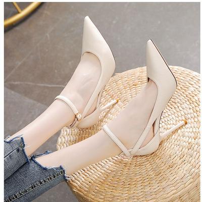 Французская красивая однословная пряжка с высокими каблуками для женской коллекции лето и осень 2025 года, новый остроносый тонкий каблук, королевский сестринский сексуальный темперамент грех