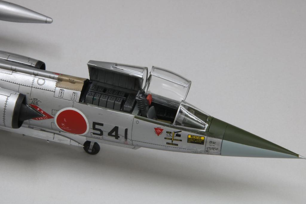 Fine Molds 1/72 Серия реактивных самолетов Силы самообороны Японии F-104J Истребитель "Эйко" Пластиковая модель FF07 (Самолет)