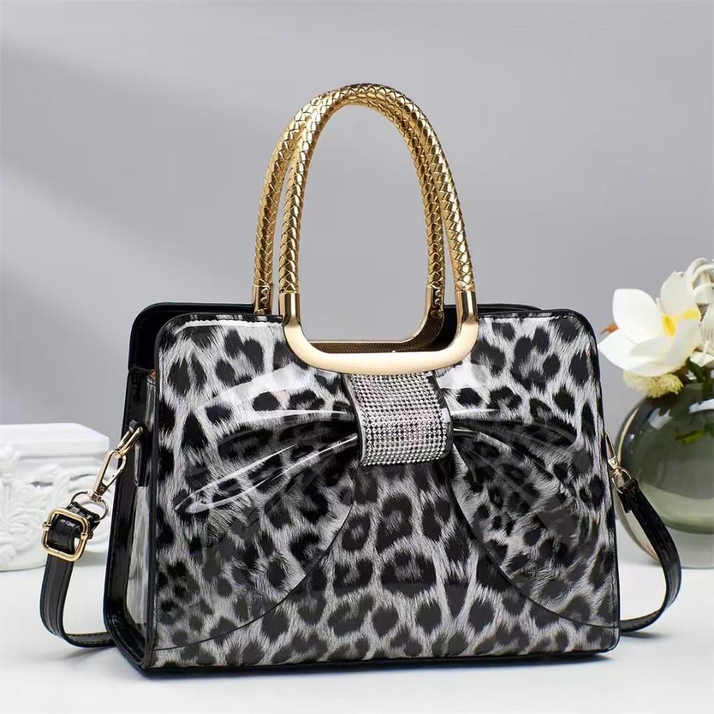 Fashionable Faux Leather Handbag With Chain Strap And Security Lock For Womens Everyday