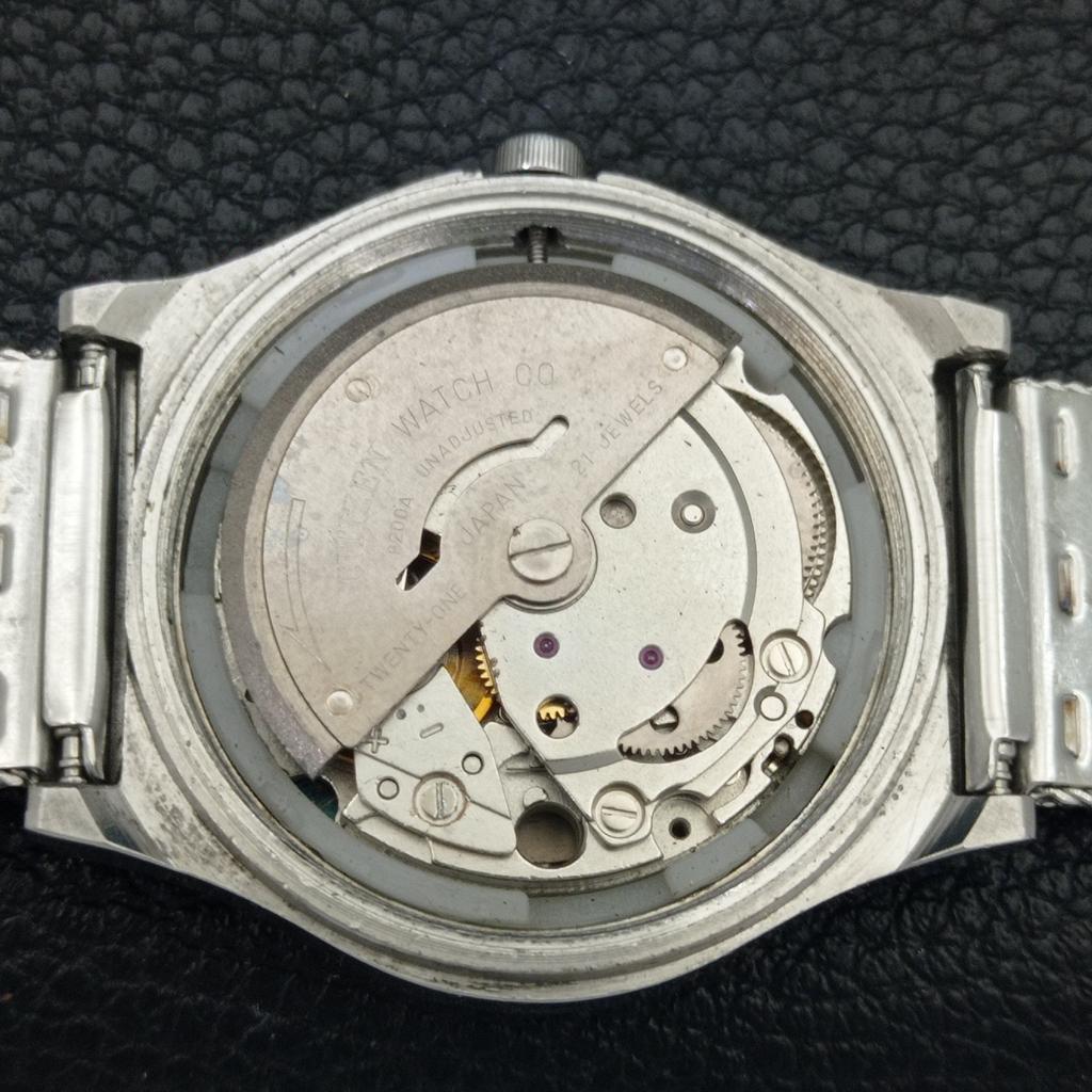 Citizen АВТОМАТИЧЕСКИЕ 8200 ЯПОНИЯ МУЖСКИЕ ВИНТАЖНЫЕ ЧАСЫ С ЦИФЕРБЛАТОМ ЗОЛОТИСТОГО ЦВЕТА a702755-1 R210-a702755