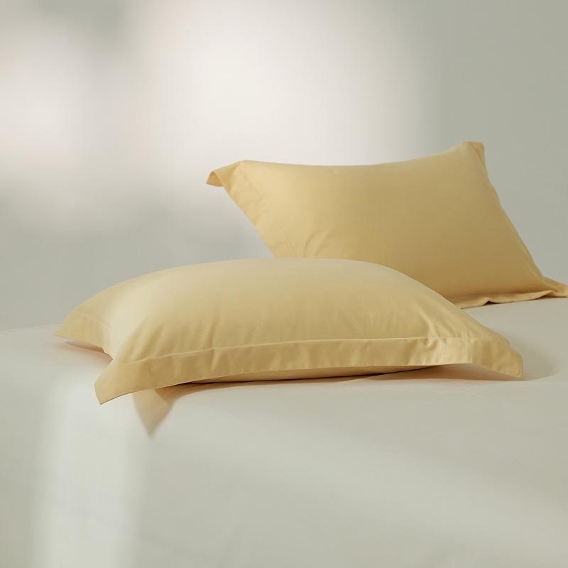Набор из двух наволочек из матового длинноволокнистого хлопка - 100 нитей, однотонные, роскошные на ощупь