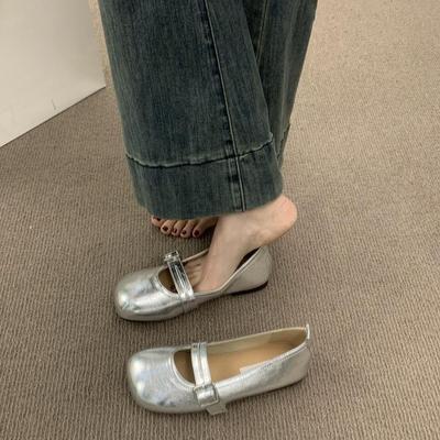 Туфли Мэри Джейн с ретро каблуком-рюмочкой универсальны и не утомляют, балетки на одном ремешке для женщин