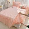 Приятная для кожи стеганая простыня «два в одном» Юбка-кровать Кружевное нескользящее покрывало Наматрасник