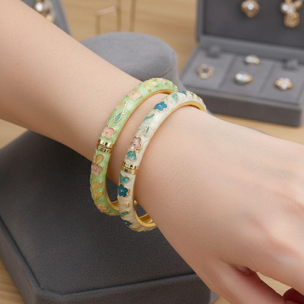 Rustic Style Blossom Enamel Bracelet Zinc Zinc Zinc Alloy Women Bangle Elegant Cloisonne Bracelet Cheongsam