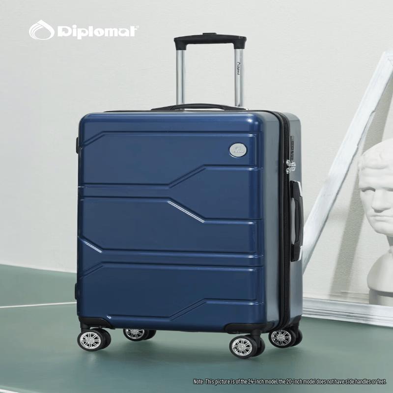 Чемодан на колесах Diplomat TC-6903 с жестким корпусом