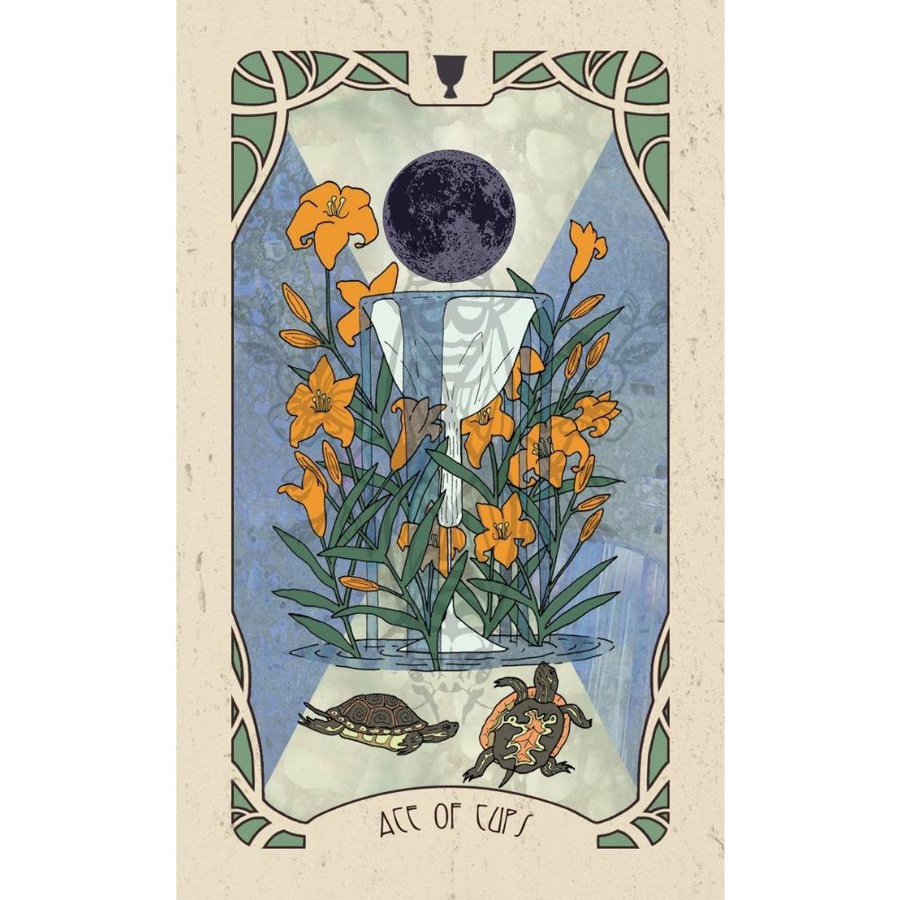 Таро «Дочь фуражира» 78 уникально иллюстрированных карт с мотивами и повествованиями, найденными в флоре и фауне 10,3*6 см