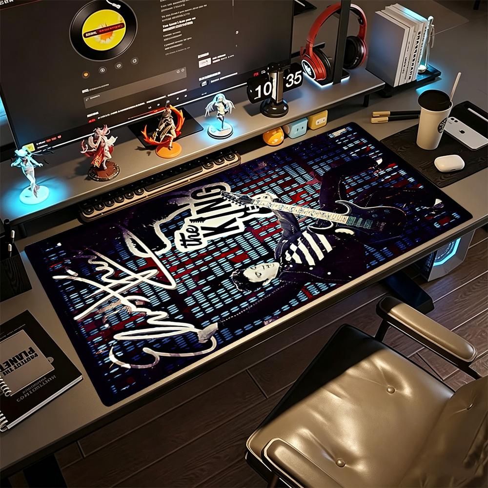 Elvis Presley Large Mouse Pad Gaming Laptop Mouse Pad Study Desk Mat Non-Slip Rubber Base Suitable for Office Gaming PC Laptop