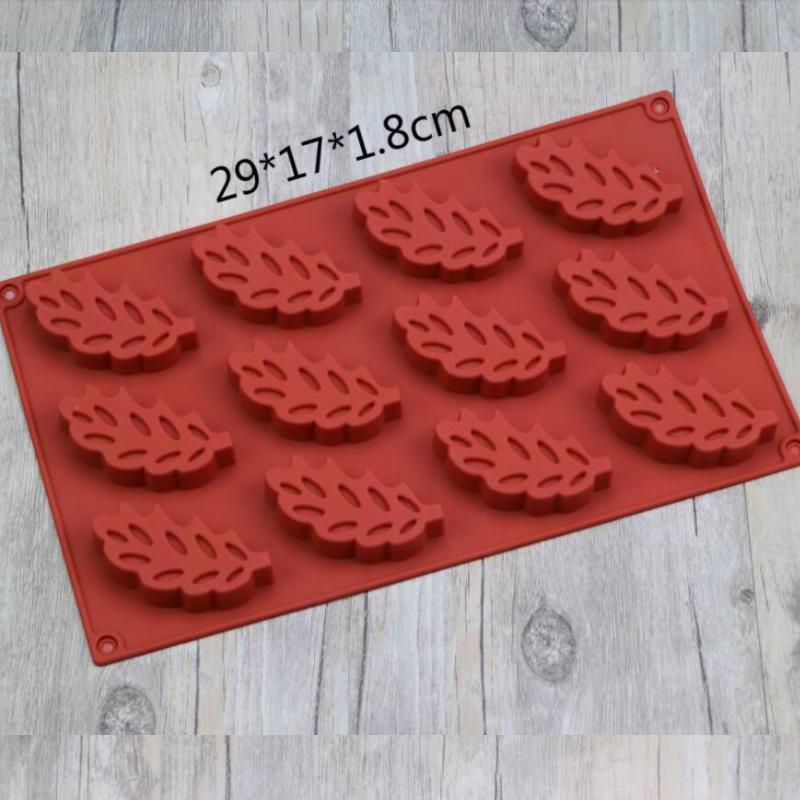 3D Silicone Pastry Molds Oval Shaped Chocolate Baking Pan Handmade Soap Mould Donut Tray Muffin Cups Cake