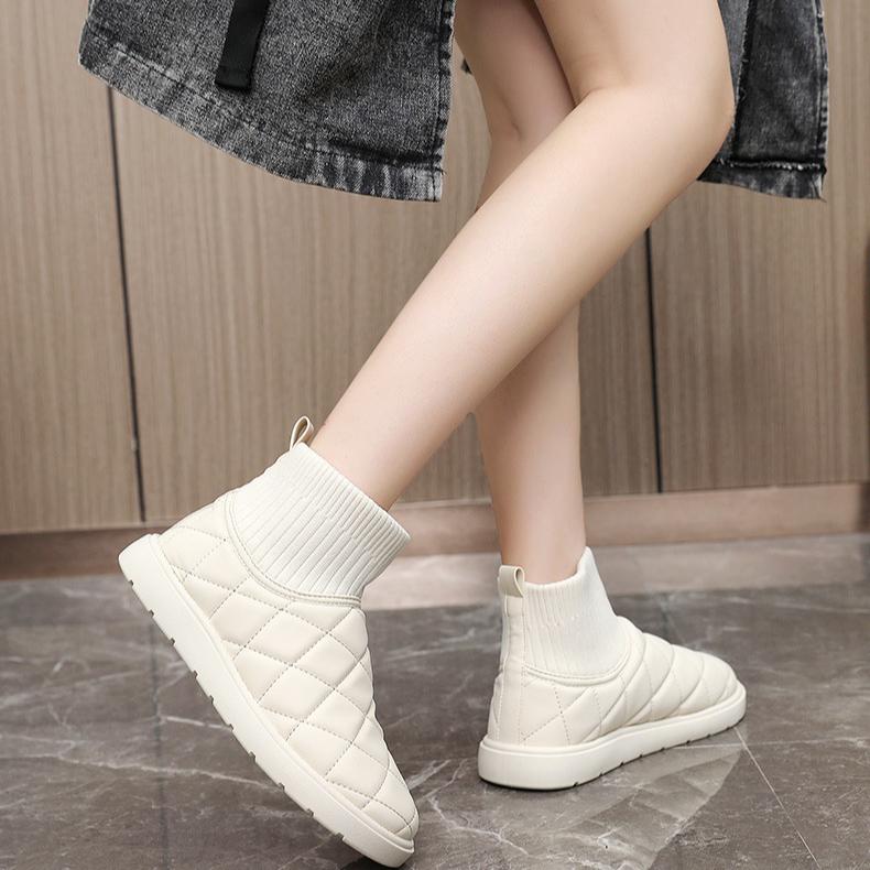 New Solid Color Snow Boots 2024 Winter Height Increasing Versatile Casual Fashion Cotton Shoes Women's Velvet Shoes