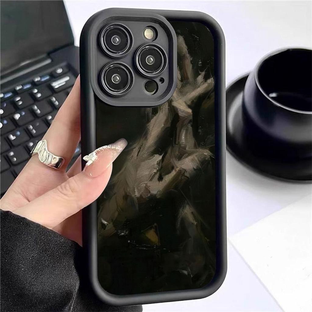 Защитный чехол для iPhone 15/16/17 Pro Max с черным узором в виде канавок