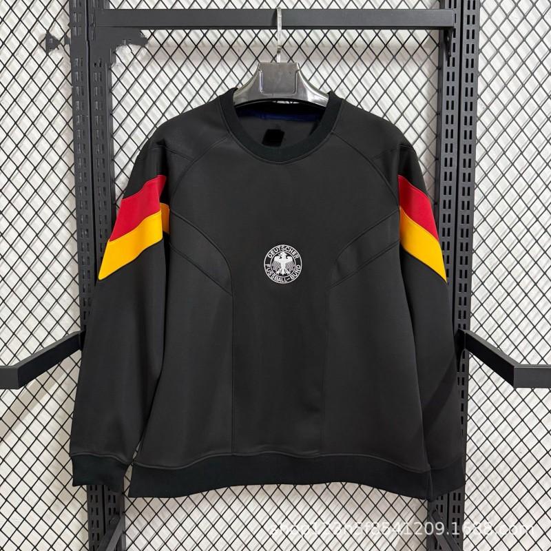 Men Women Striped Long Sleeve Soccer Training Jersey Winter Sportswear Unisex Adult Football Kit