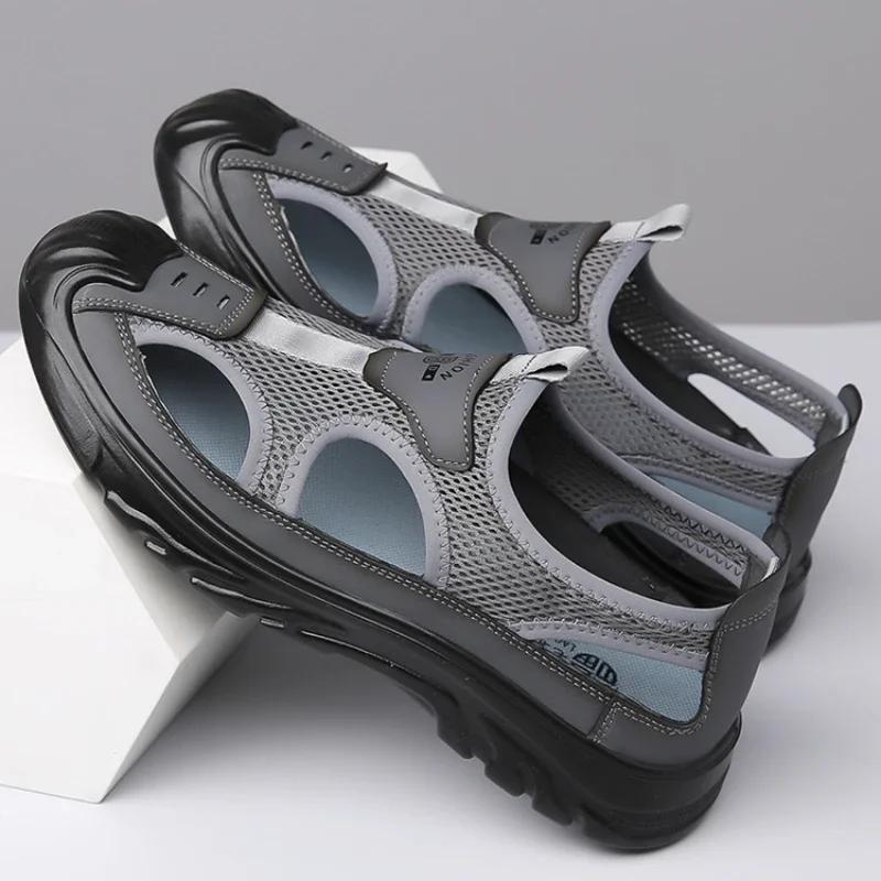 Fashion Summer Sandals Breathable Men Shoes Mesh Outdoor Men Hollow Sandals Antiskid Beach Sandals Flats Footwear Zapatillas Hombre