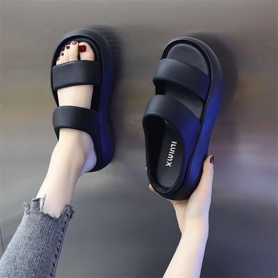 Тапочки на выход 2024 года, летняя мода, универсальная, толстая подошва, одно слово, нескользящая, мягкая подошва, легкая, для отдыха, пляжа