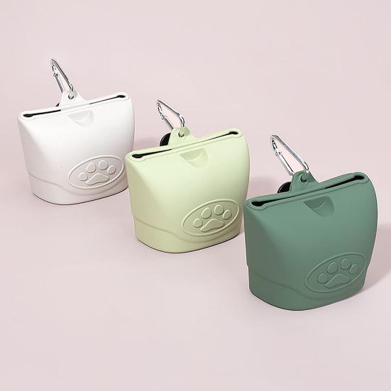 Silicone Dog Treat Pouch Small Pet Training Snack Bag with Magnetic Closure And Waist Clip for Training Walking