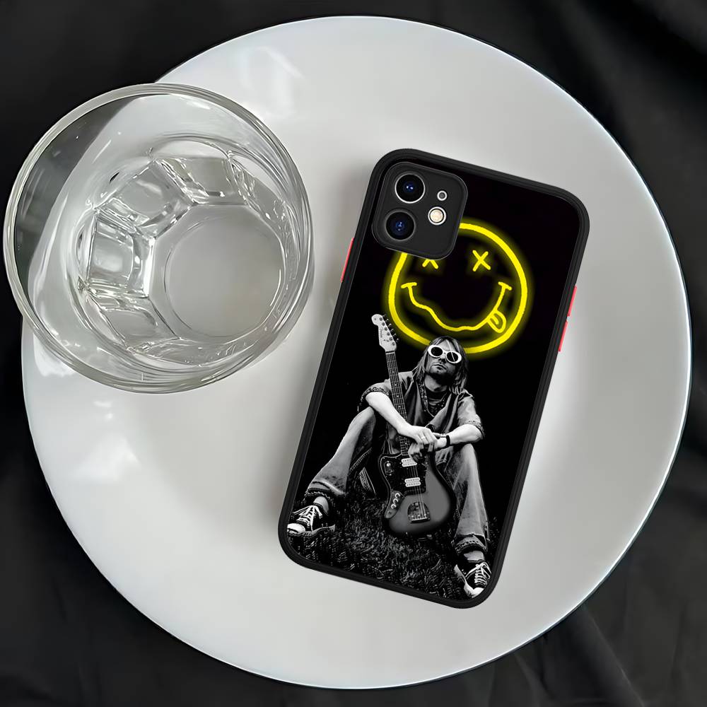N-Nirvanaes Rock Band For IPhone 16 15 14 11 12 13 Pro Max Plus X XS MAX Matte Soft Back Phone Cover Case