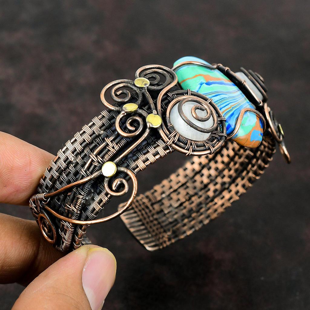 Браслет-манжета из радужного кремнезема, браслет с драгоценными камнями, медная проволока, браслет-манжета с лунным камнем, регулируемый браслет, манжета ручной работы, подарок на годовщину