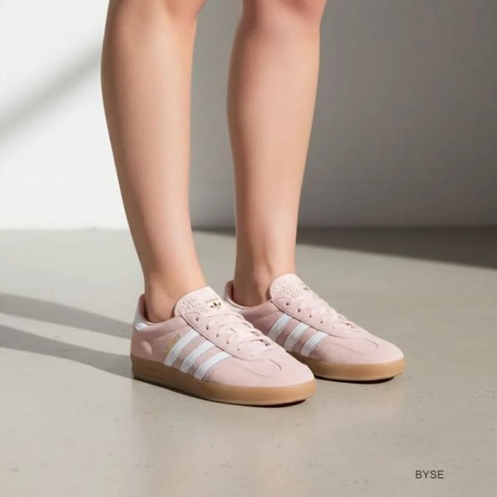 adidas Gazelle Indoor Sandy Pink Cloud White 471631 sneakers