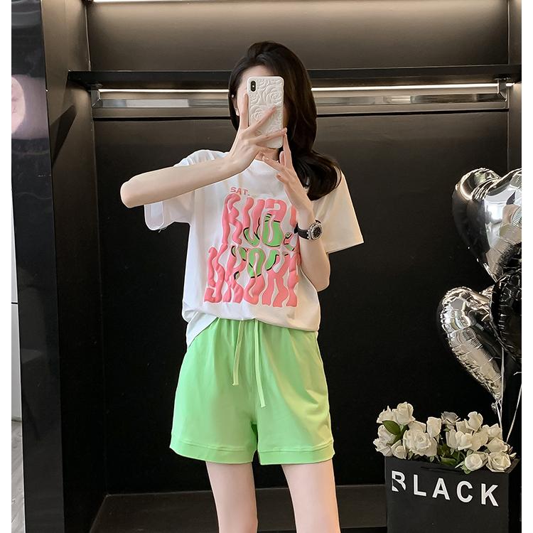 2025 летняя корейская футболка с коротким рукавом и шорты с принтом, комплект из двух предметов для бега для молодой девушки, академический стиль, повседневные свободные белые спортивные костюмы для женщин