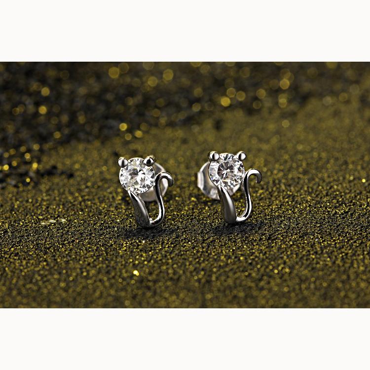 Милые модные серьги-гвоздики с циркониевым блеском в виде котенка для женщин, ослепительные элегантные женские аксессуары, ювелирные изделия, неподвластные времени