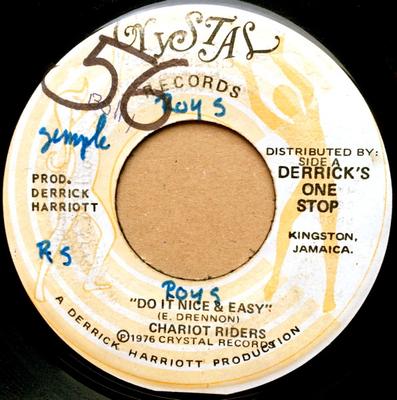 7-дюймовая пластинка CHARIOT RIDERS Do It Nice Easy Rhythm Version NONE Crystal Records 1976 Ямайка Регги Ска Даб Б/у