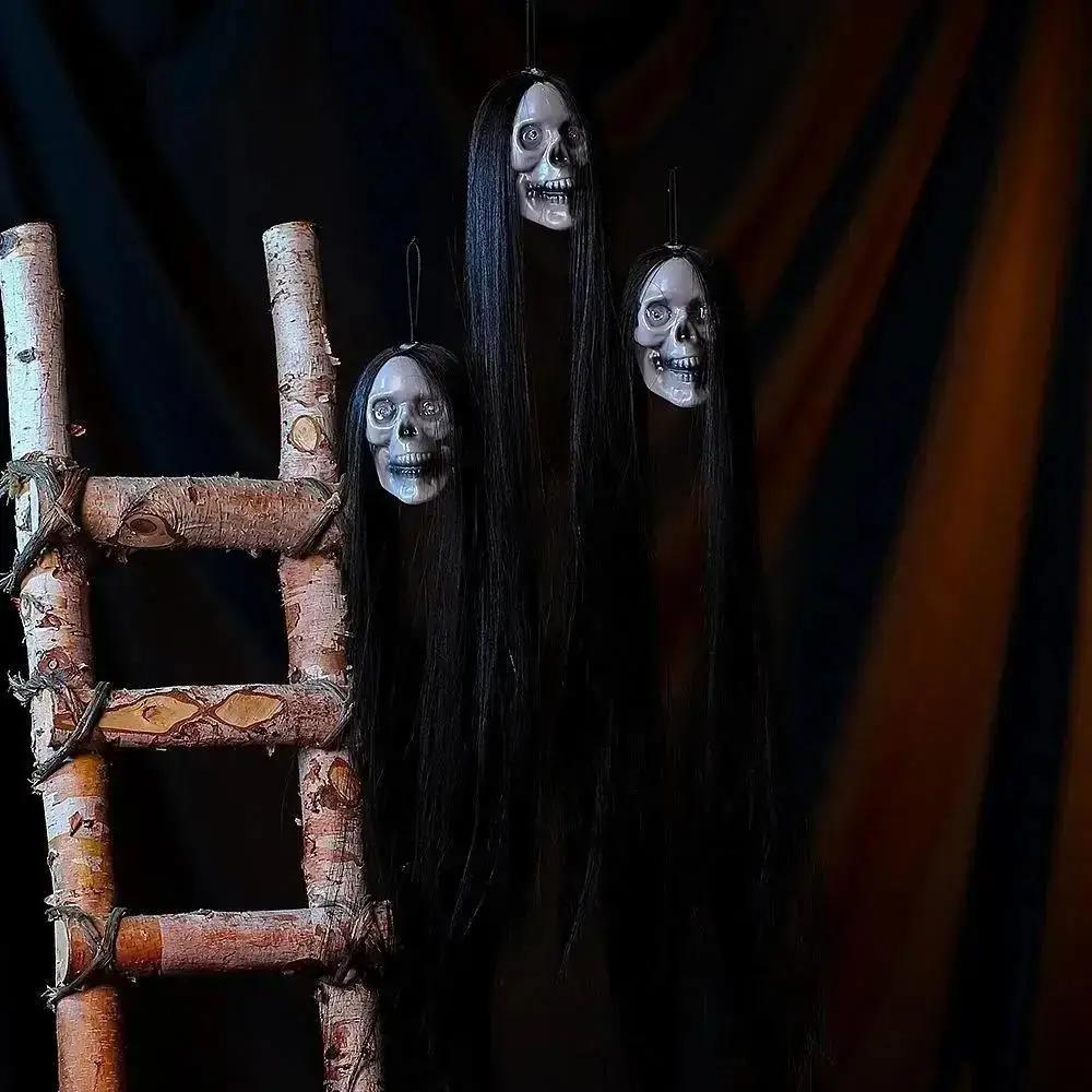 Хэллоуин Подвесной Призрак Голова Скелета с Длинными Волосами Красный Мигающий Глаз Ужас Фото Реквизит Для Дома Сада Уличного Украшения Вечеринки