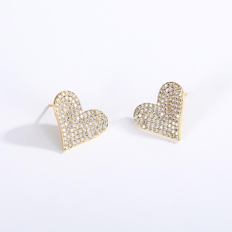 Micro Inlaid Sweet Heart Earrings Are Fashionable, Elegant, Hypoallergenic, Niche Design, Trendy Earrings