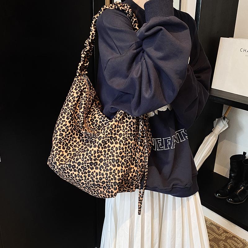 Роскошные женские сумки через плечо с леопардовым принтом, новые дизайнерские тканевые сумки, модные сумки-кошельки большой вместимости для путешествий и шопинга