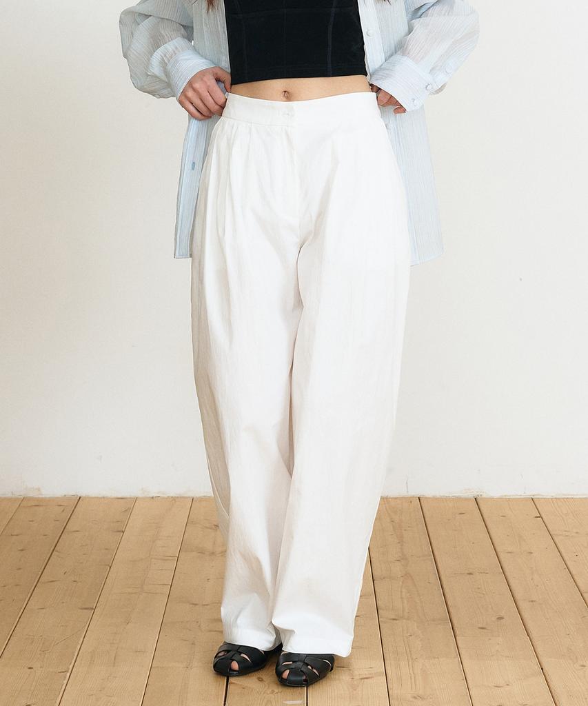 MAKE A TOAST Double-Pleat Wide Volume Fit Pants (Ivory) Mbfspa004Iv