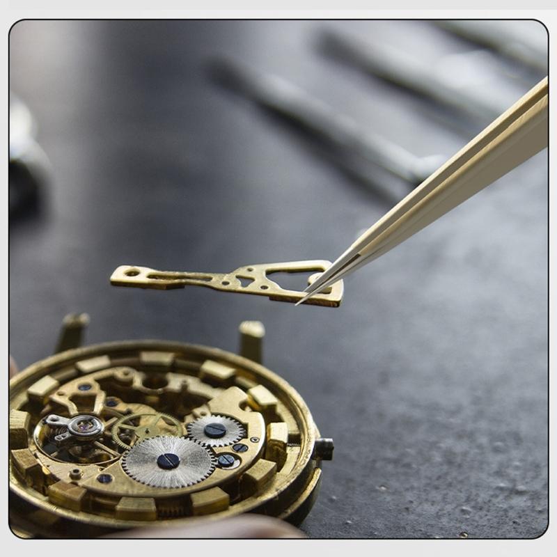 Пинцет из латуни с тонким кончиком, антимагнитный и нескользящий. Стабильный инструмент-пинцет для точной работы с часовыми деталями.