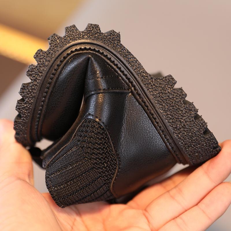 Зимние бархатные теплые ботинки с мягкой подкладкой для мальчиков и девочек. Нескользящая зимняя обувь в британском стиле. Короткие ботинки с боковой молнией. Кожаные ботинки.