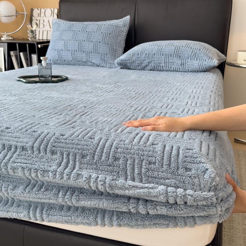 Зимняя рельефная плюшевая простыня на резинке Мягкая теплая коралловый вельвет Защитный чехол для матраса Размер Queen Глубокий карман Эластичный комплект простыней