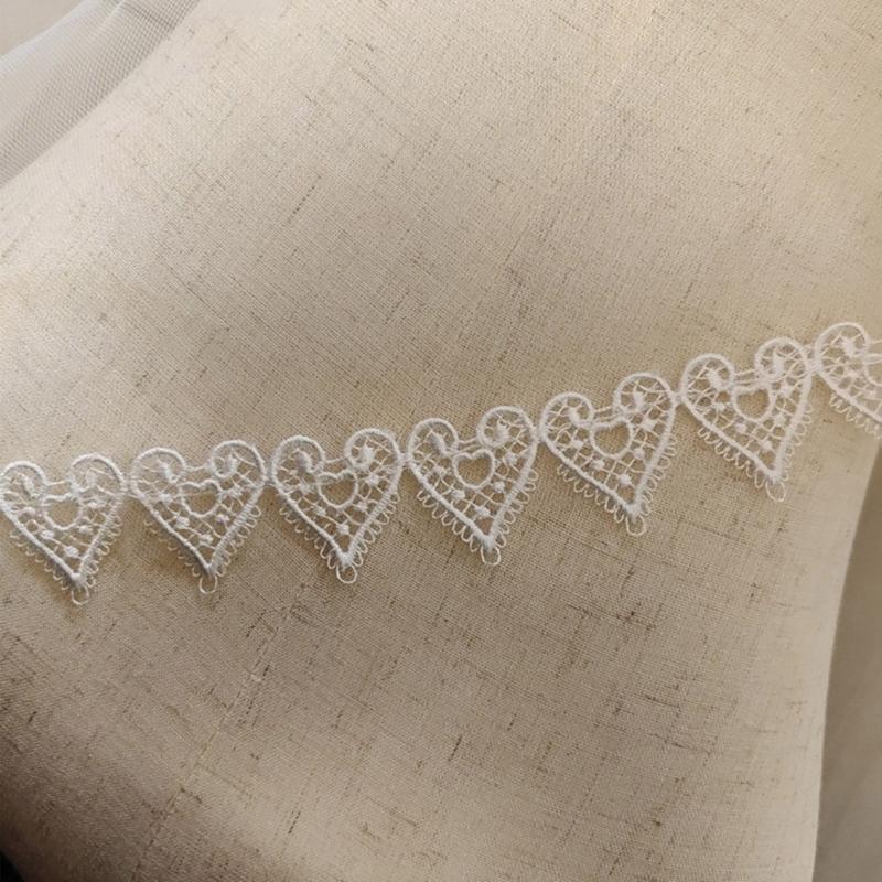 Длинная фата невесты из тюля с кружевной отделкой в виде сердец и гребнем для фиксации в волосах, аксессуары для свадебной вечеринки