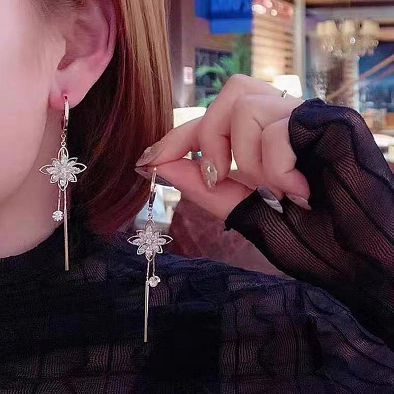 Длинные серьги-кисточки с цветами из циркона: Корейский стиль, Утонченный дизайн лица, Серебряная игла S925