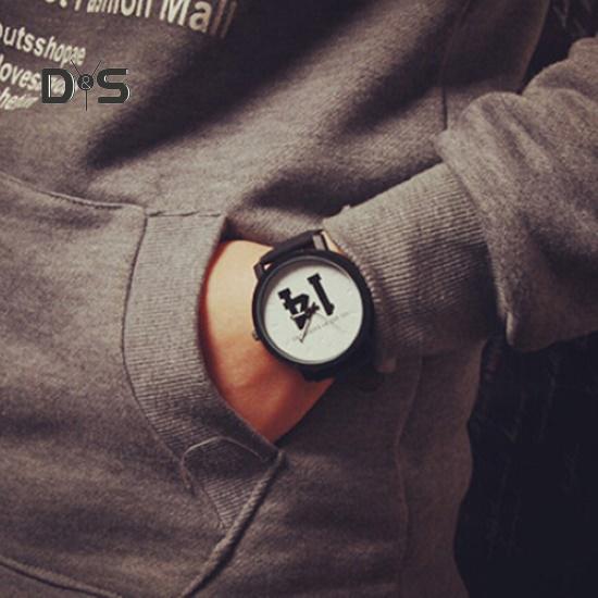 Унисекс Кварцевые наручные часы с номером на циферблате из искусственной кожи для пар