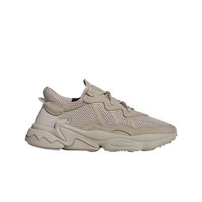 (в) Ozweego Trace Khaki