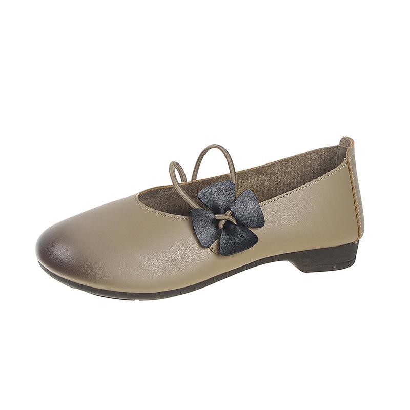 Мягкие подошвы Мягкая поверхность Маленькие кожаные туфли Женские 2024 Осень Новые универсальные женские туфли Doudou на низком каблуке