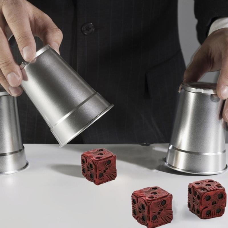 Scary Skull Dices Halloween Dices Skeleton Dices Cube Dices for Club Pub Halloween Party Outdoor Board Game Dices Toys