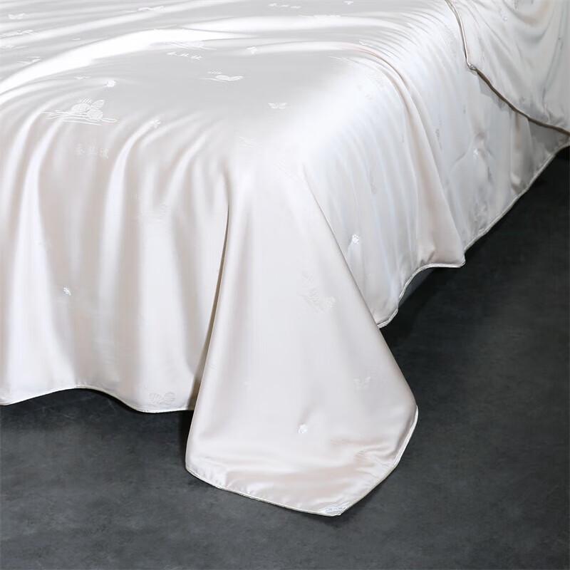 Youmeng Jiaju Premium Golden Mulberry Silk Quilt