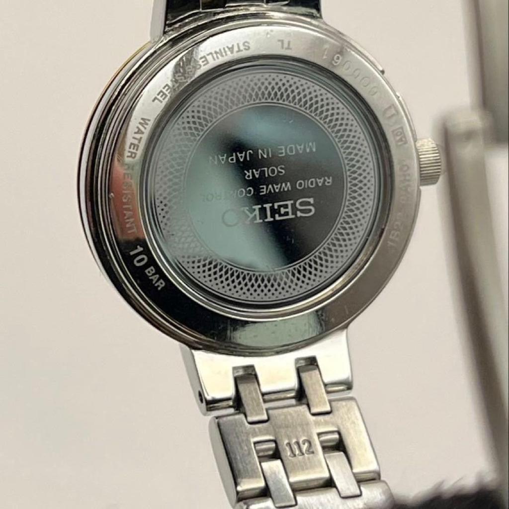 Rare SEIKO EXCELINE 9p diamond gold watch