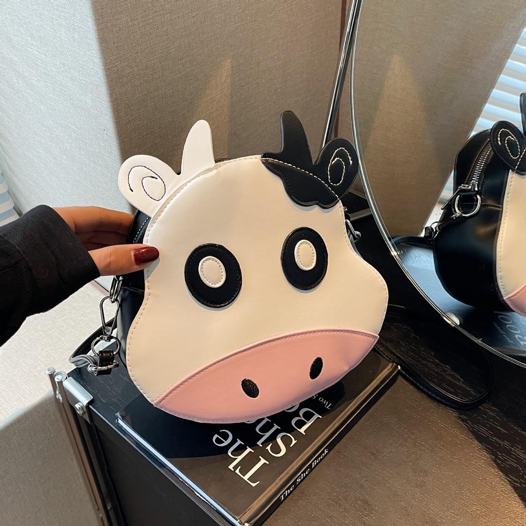 Bags Cute Cow Small Bag 2025 New Mori Sweet Girl Foreign Style Versatile Single Shoulder Messenger Small Round Bag