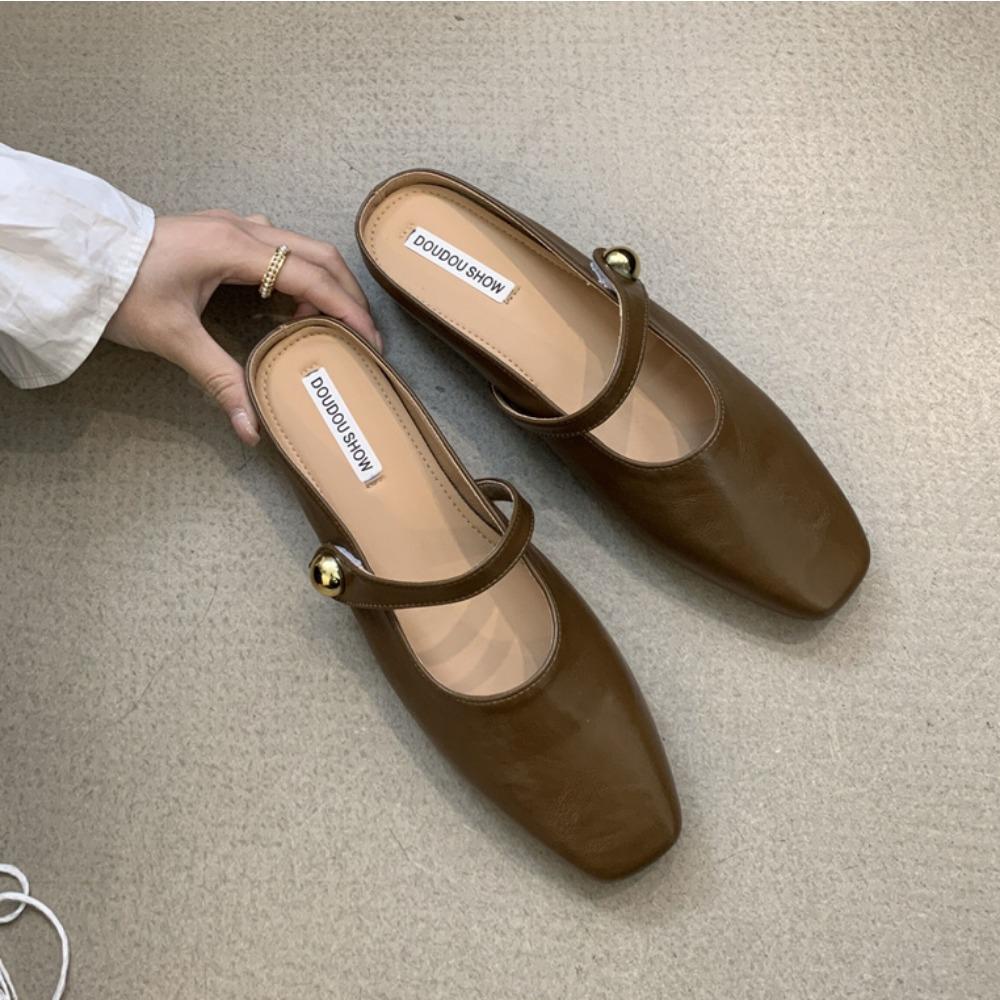 Fashion Baotou Slippers for Women's 2025 French Style Sandals for Wearing Flat Bottomed Buckle Single Shoes Soft Soled Slippers Womens