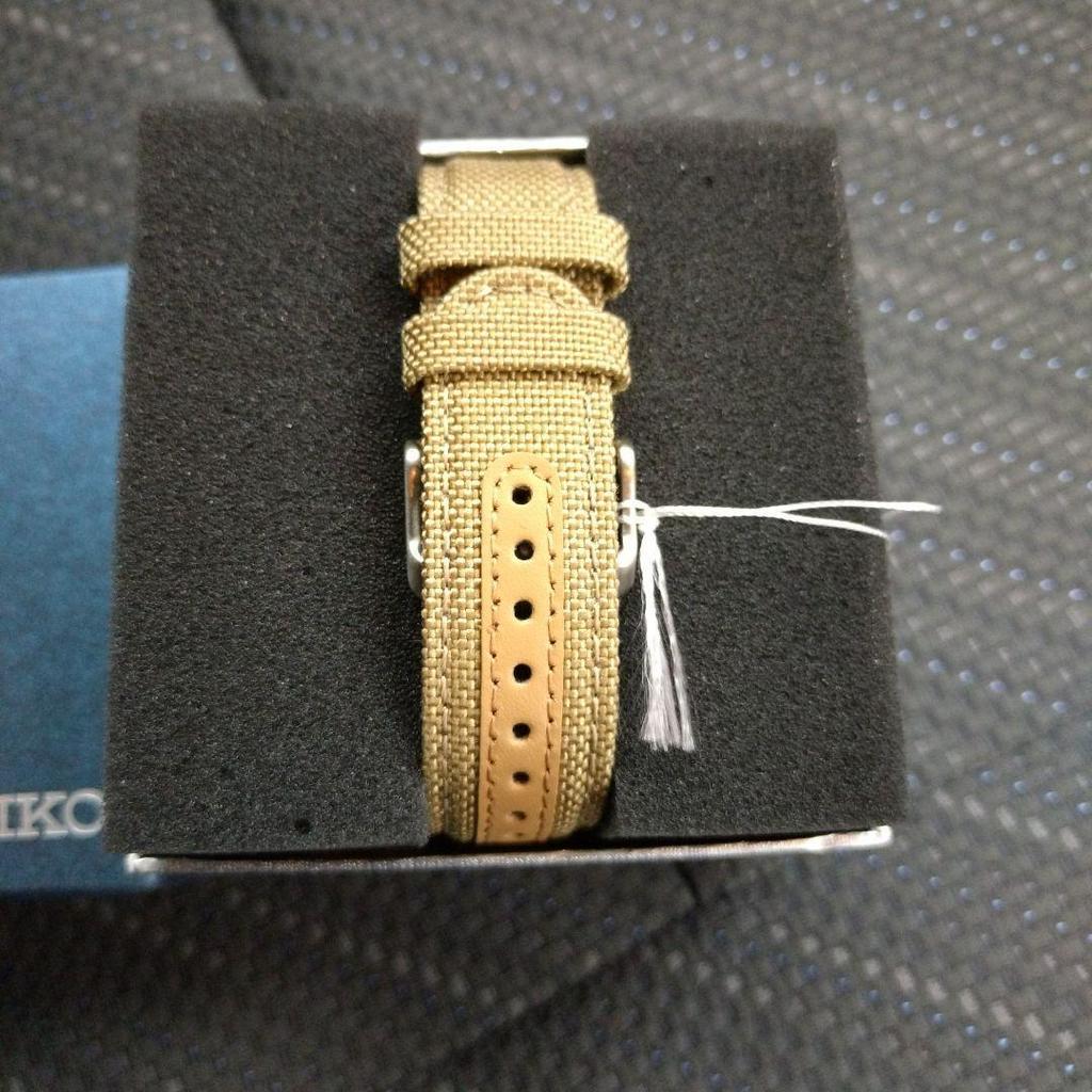 Б/у Солнечные часы SEIKO PROSPEX SSC293P1